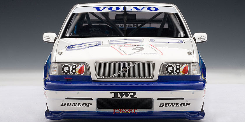 AUTOart 1:18 VOLVO 850 BRITISH TOURING CAR                                               