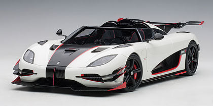 KOENIGSEGG ONE : 1 (PEBBLE WHITE/CARBON BLACK /RED ACCENTS)