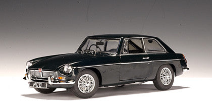 AUTOart 1:18 MGB GT COUPE MK II GREN                                                     