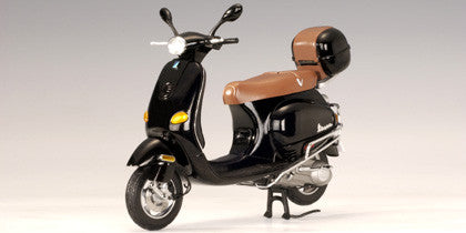 AUTOart 1:12 VESPA ET4 150 BLACK MOTORCYCLE                                              