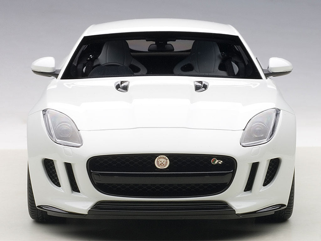 AUTOart 1:18 JAGUAR F-TYPE 2015 R COUPE POLARIS WHITE                                    