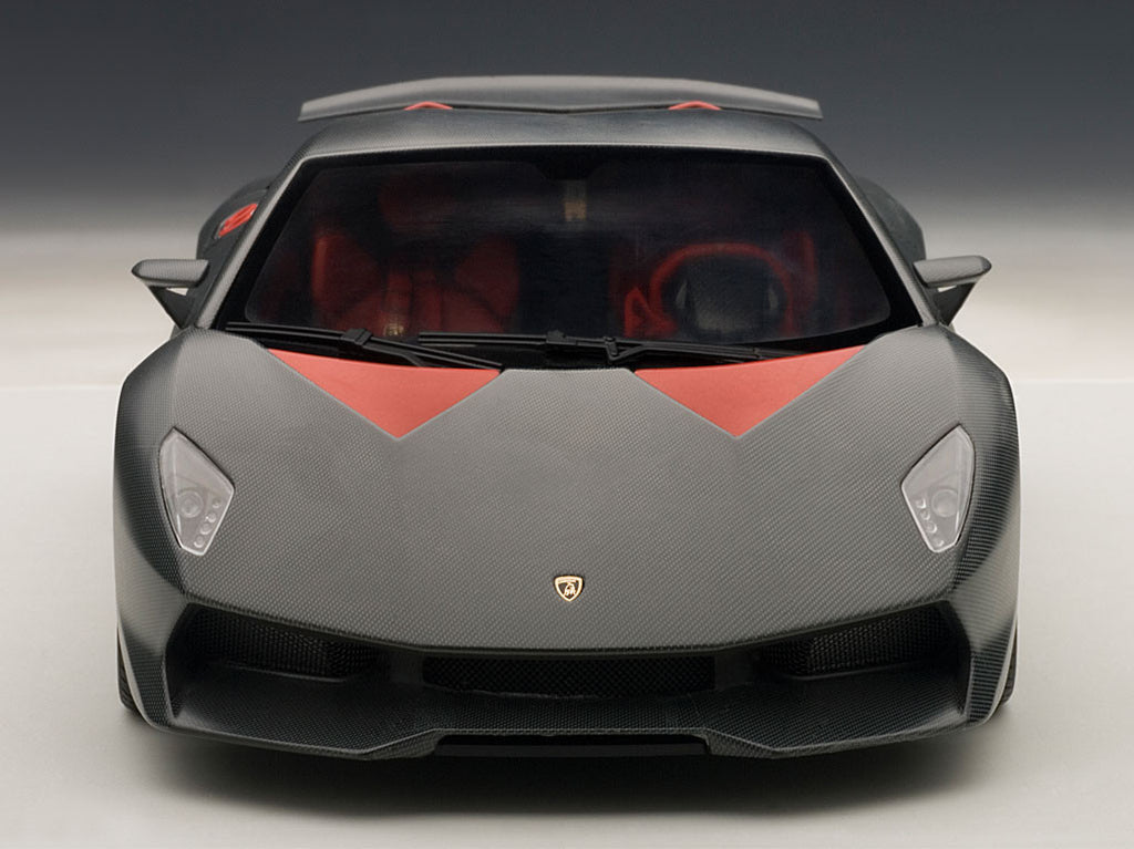 AUTOart 1:18 LAMBORGHINI SESTO ELEMENTO GREY CARBON FIBER                                